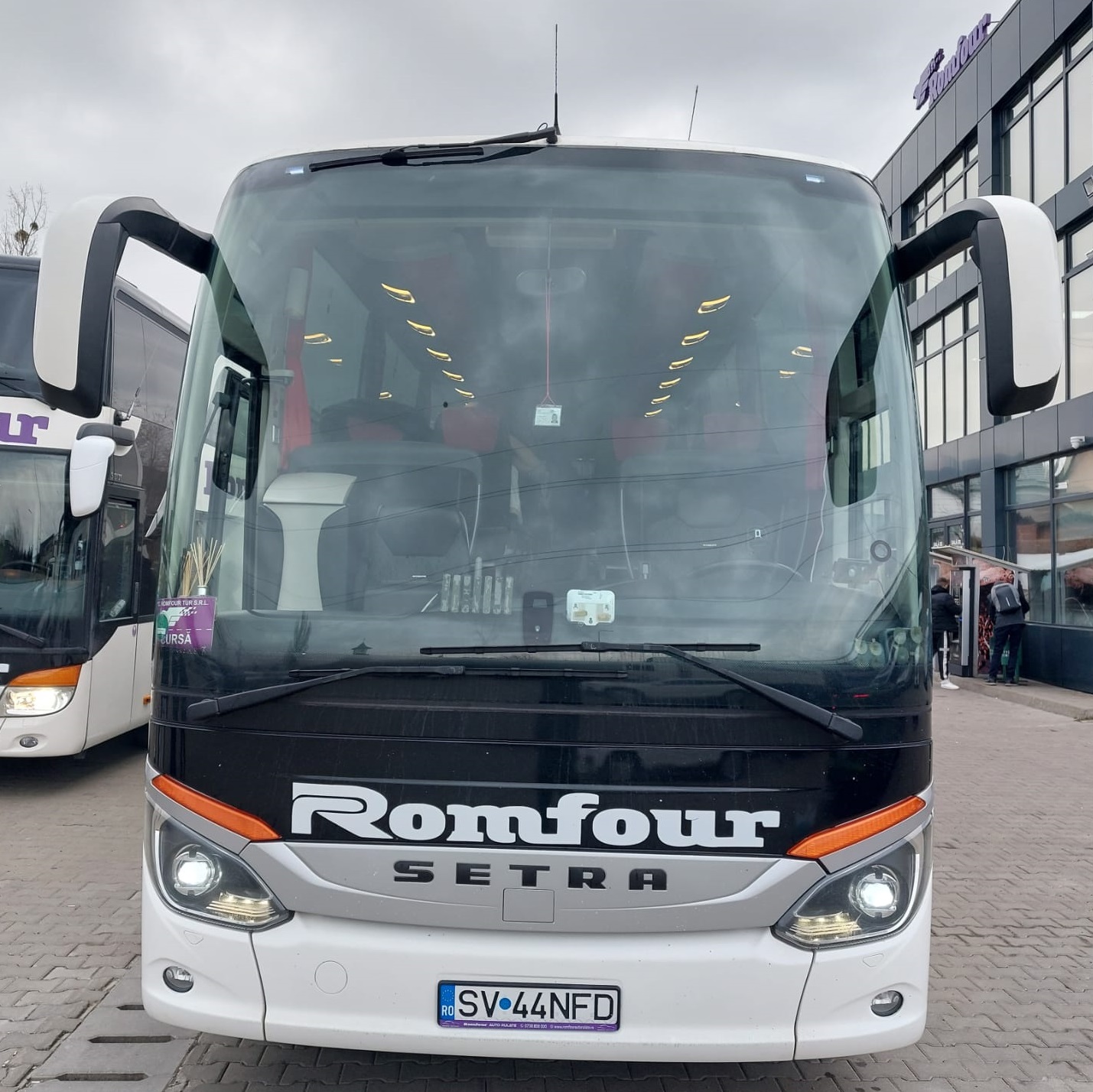 SV44NFD vedere față